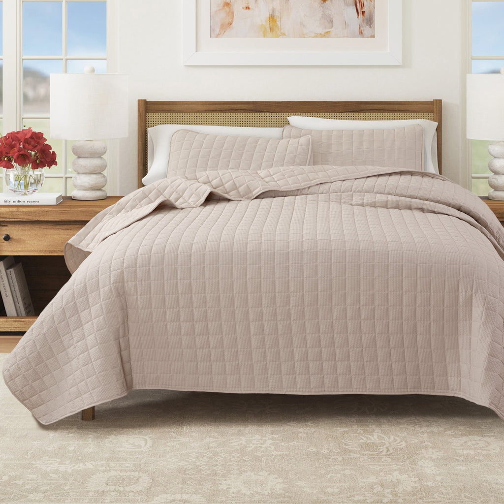 Box-Stitched Quilt Set - Seersucker Collection