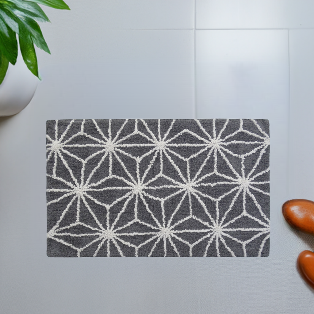 Geometric Pattern in Grey & Ivory