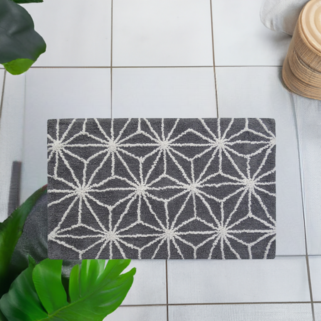 Geometric Pattern in Grey & Ivory