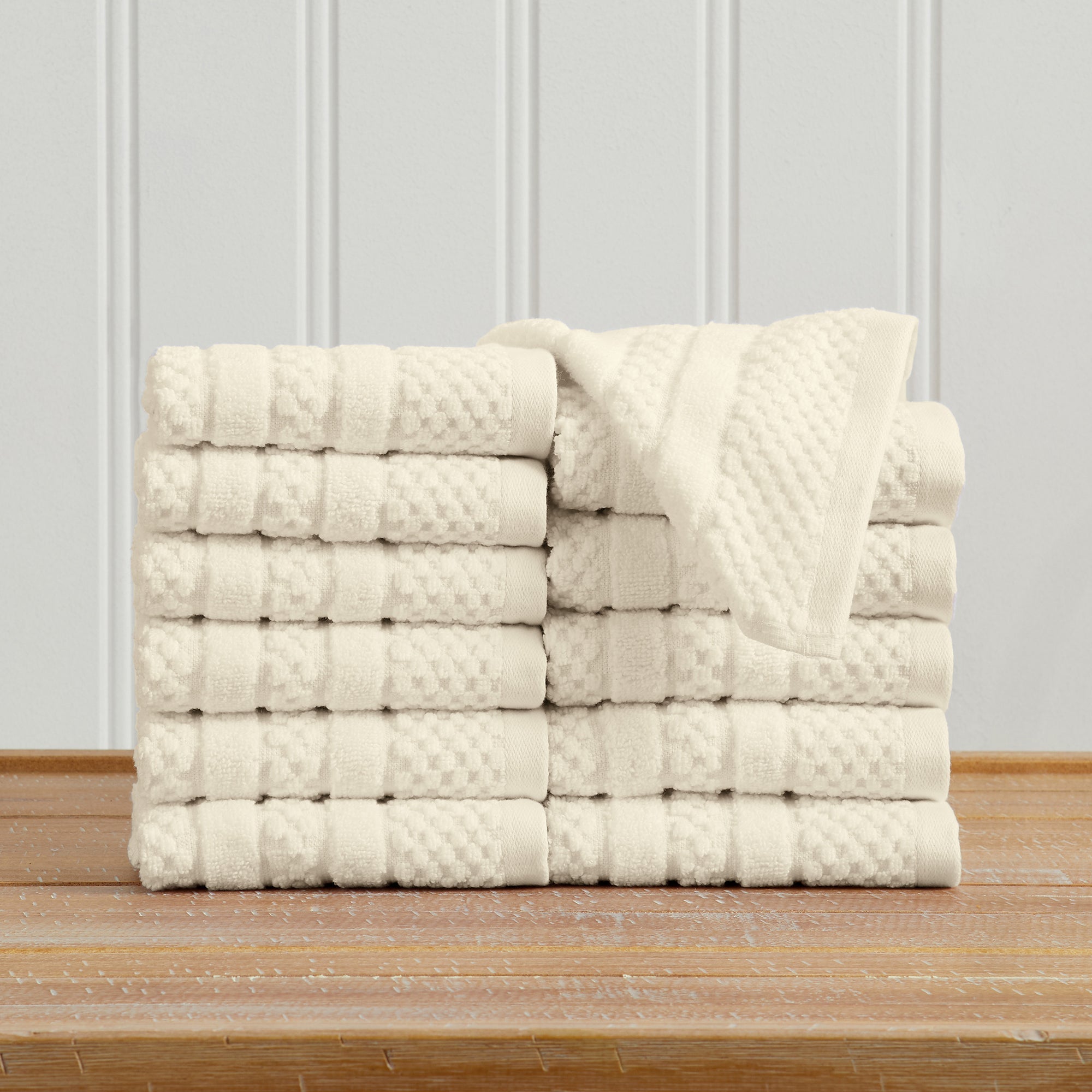 Checkered Jacquard Bath Towel Set - Giuliana Collection