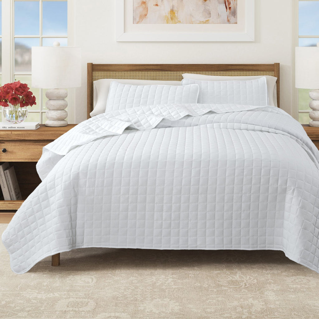 Box-Stitched Quilt Set - Seersucker Collection