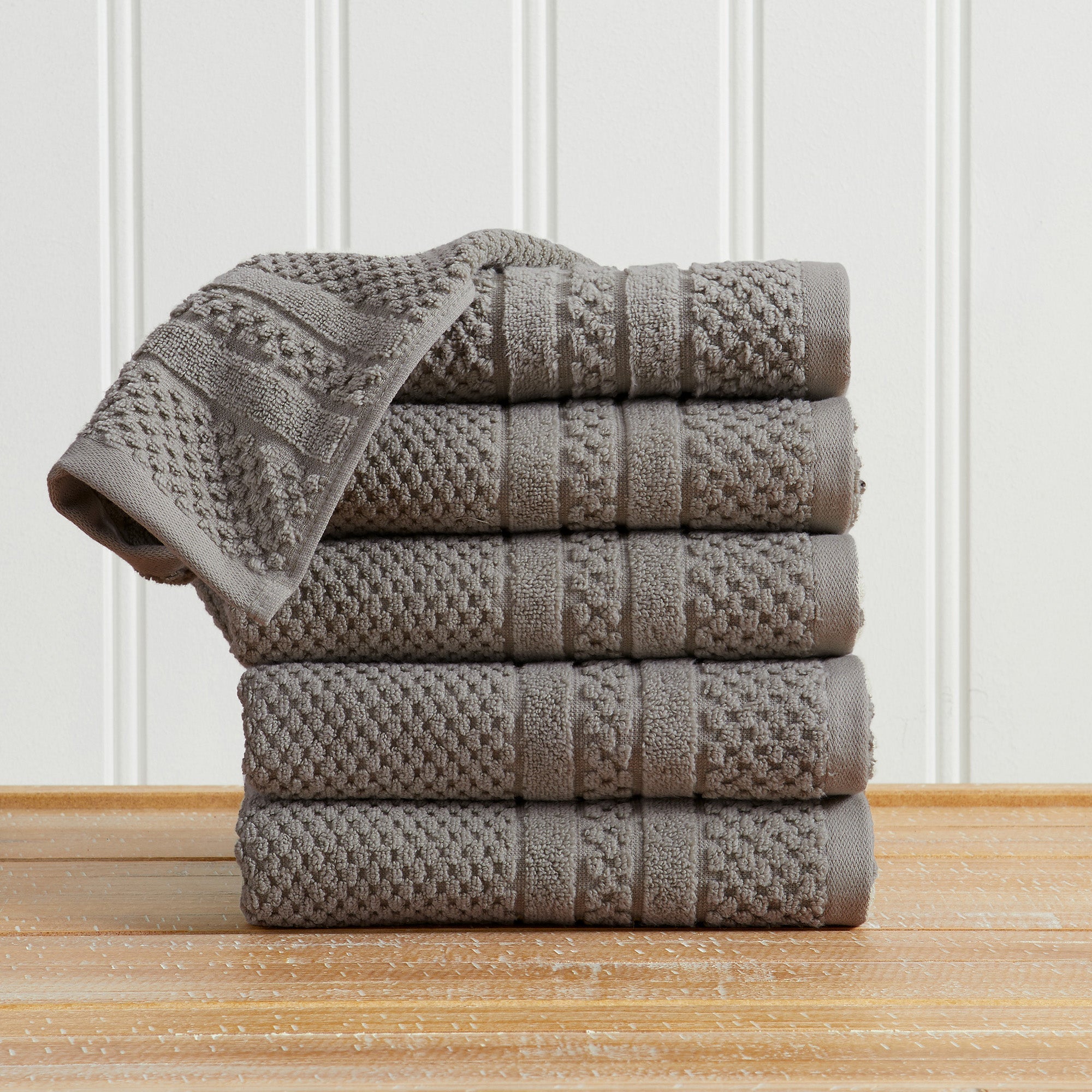 Checkered Jacquard Bath Towel Set - Giuliana Collection